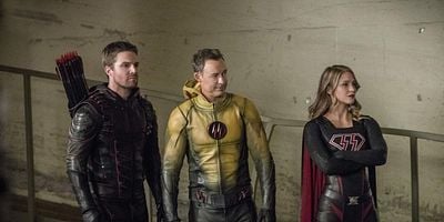 Pôster de Crisis on Earth X - 2