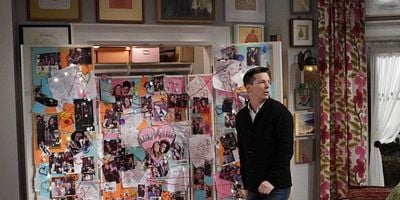 Pôster de There's Something About Larry