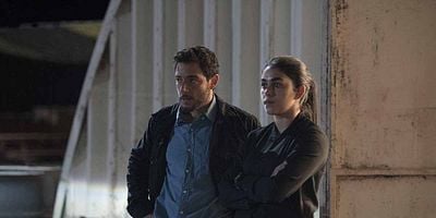 Pôster de Close To Home: Part 1