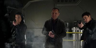 Pôster de The Devil Complex