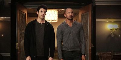 Pôster de We Have Not Long To Love