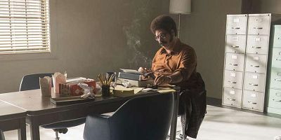 Pôster de Between Us