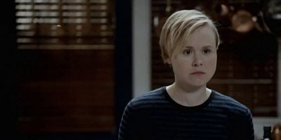 Pôster de Neighbors from The Hell