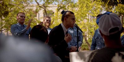 Pôster de Charles (Manson) in Charge