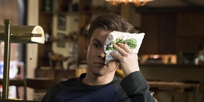 Pôster de All About You