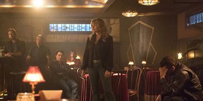 Pôster de Chapter Forty-One: Manhunter