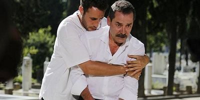 Pôster de Zalim İstanbul 10.Bölüm