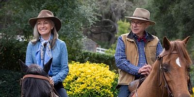 Pôster de Chapter 10. An Old Flame, an Old Wick