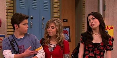 Pôster de iStart a Fan War - Part 2