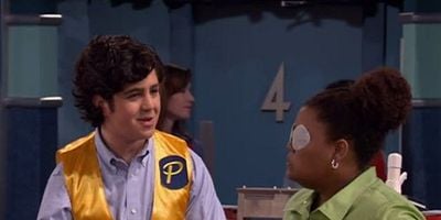 Pôster de Helen's Surgery