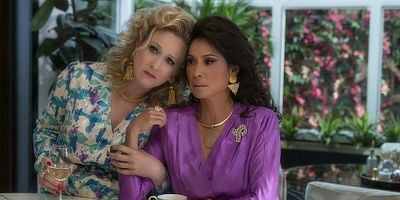 Pôster de I Found Out What the Secret to Murder Is: Friends. Best Friends.