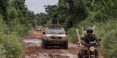 Pôster de Feed the World