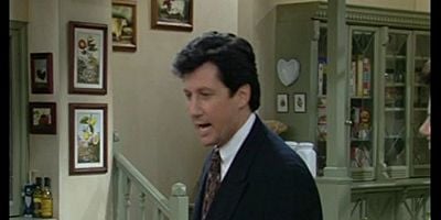 Pôster de The Nanny Behind the Man