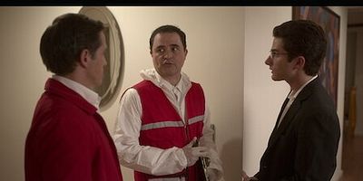 Pôster de The Show Must Go On