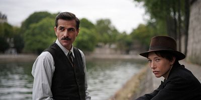 Pôster de Episode 2