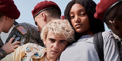 Pôster de Right Here, Right Now