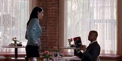 Pôster de Precisa-se de ajuda