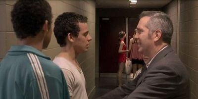 Pôster de Ladder Theory