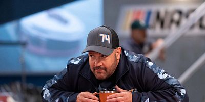 Pôster de No One Likes You. No One.