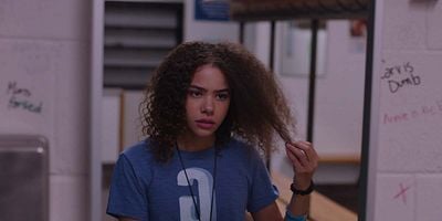 Pôster de Next Level Rich People Shit