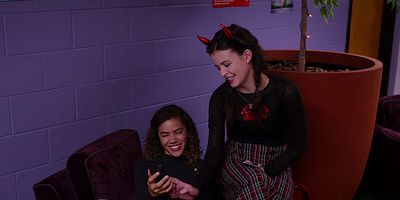 Pôster de Boo, Bitch