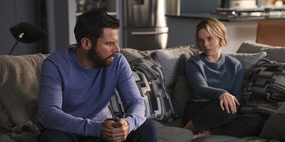 Pôster de Miles Apart