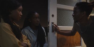 Pôster de Puleng vs. The World