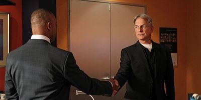 Pôster de Damned If You Do