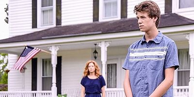 Pôster de Thicker Than Water