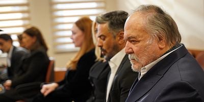 Pôster de Yalı Çapkını 31.Bölüm