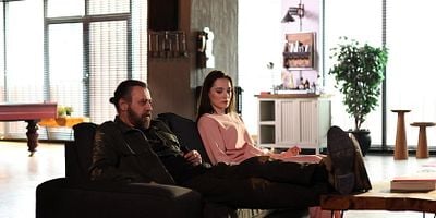 Pôster de Aile 10.Bölüm