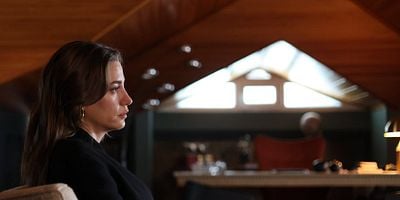 Pôster de Aile 10.Bölüm