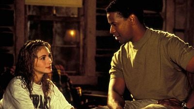 Imagem da notícia "Foi ideia dele tirar as malditas cenas": Este é o momento em que Denzel Washington se recusou a filmar com Julia Roberts há 32 anos