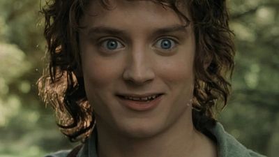 Imagem da notícia Inteligência Artificial imagina como Frodo seria em O Senhor dos Anéis conforme descrito nos livros, e não tem nada a ver com o que conhecemos