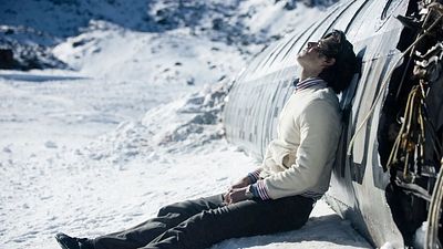 Imagem da notícia Bastidores de A Sociedade da Neve: 11 imagens dos protagonistas no local onde recriaram o acidente