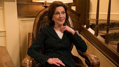 Imagem da notícia Kelly Bishop, estrela de Gilmore Girls, revela qual namorado de Rory é o seu favorito – e a maioria dos fãs concordaria