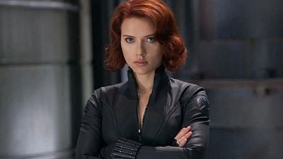 Imagem da notícia A presença de Scarlett Johansson em Batman 2 é a pista de que o filme de Robert Pattinson pode adaptar uma das melhores histórias da DC