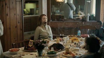 Imagem da notícia Esta é a nova série do criador de Irmãos Menendez: Crime inexplicável com toque de sobrenatural