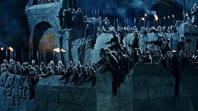 Imagem da notícia Ele aparece por apenas um segundo em O Senhor dos Anéis: Somente os fãs sabem quem é esse garotinho na saga!