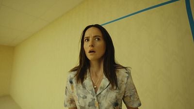 Imagem da notícia Backrooms é uma boa adaptação no cinema? Eu já assisti o filme de terror e tenho uma resposta