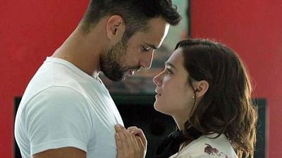 Imagem da notícia A minissérie picante para assistir neste fim de semana: Tem só 10 episódios e você não vai conseguir parar até a última cena