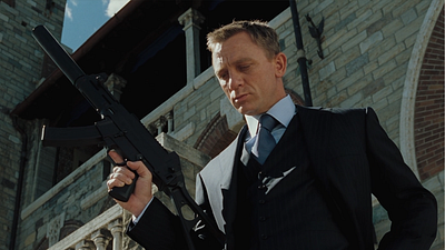 Imagem da notícia "Ele nos meteu em encrenca": James Bond se tornou brutal e realista há 20 anos por causa deste ator, segundo Daniel Craig