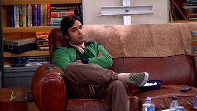 Imagem da notícia Kunal Nayyar: De patinho feio em The Big Bang Theory a uma mudança radical (em dobro) em seu retorno à TV