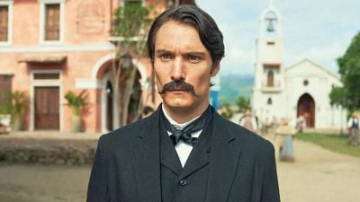 Imagem da notícia Não recomendada para menores: Já está disponível a continuação da série da Netflix que adapta um dos 100 melhores livros de todos os tempos