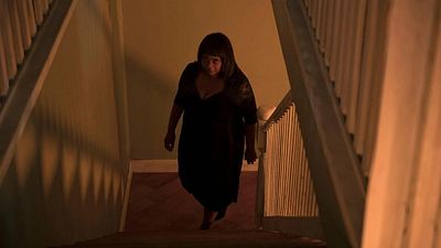 Imagem da notícia Suspense de terror quase esquecido para ver na Netflix: Uma psicopata aterroriza um grupo de adolescentes