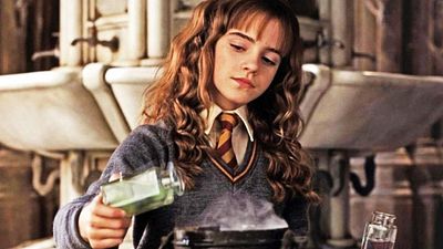 Imagem da notícia Hermione foi interpretada por duas atrizes em Harry Potter: Cena icônica de A Câmara Secreta NÃO é com Emma Watson