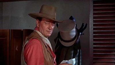 Imagem da notícia "Eu teria tirado toda a roupa se ele tivesse me pedido": Um distintivo provocou a ira de John Wayne contra este futuro diretor