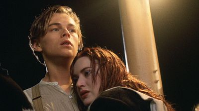 Imagem da notícia James Cameron admite que há um erro na cena mais icônica de Titanic – e não tem nada a ver com a morte de Leonardo DiCaprio
