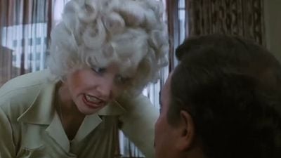Imagem da notícia O primeiro filme de Dolly Parton foi uma comédia excelente que lhe rendeu uma indicação ao Oscar: Vale a pena reassistir