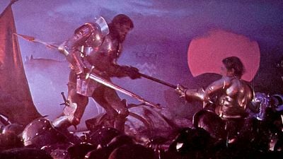Imagem da notícia Eles não o deixaram mostrar Frodo nu em O Senhor dos Anéis e, como resultado, ele fez um dos filmes de fantasia medieval mais memoráveis ​​da história